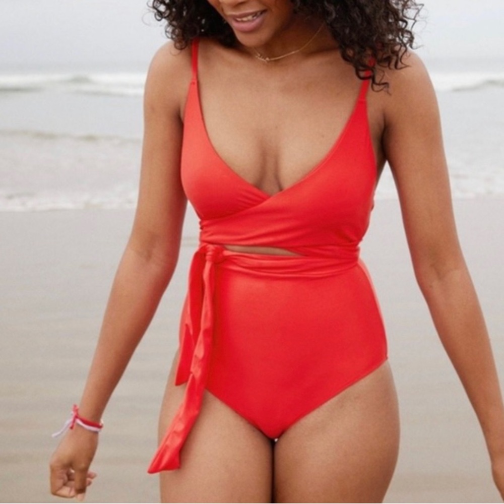 NWT Aerie Wrap One Piece Swimsuit